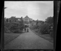 Path through tunnel leading to the Golden Gate Park Memorial Museum, San Francisco, 1900