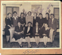 "Pegga" Hawkins, Marjorie McPherson, Emily Portwig, Laura Fowler and other women, Los Angeles, 1940s