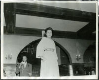 Fashion show emceed by War Perkins, Los Angeles, 1940s