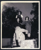 Vivian Jackson posing with two other women, Los Angeles, 1940s