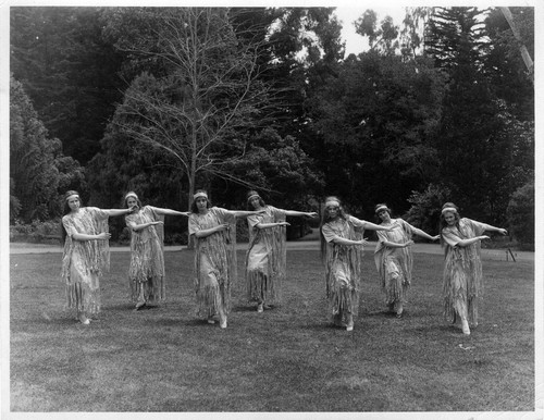 Photograph of May festival at Mills College