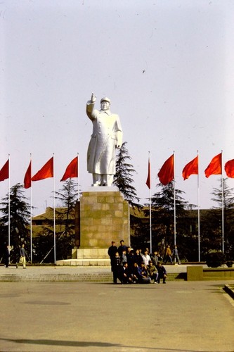 Mao's statue in Qingshuitang, Changsha