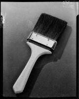 Paint brush photograph used for an advertisement for "Savabrush," 1925-1939