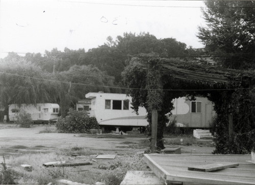 Mozzetti's Motel and Trailer Court, Cozy Cove