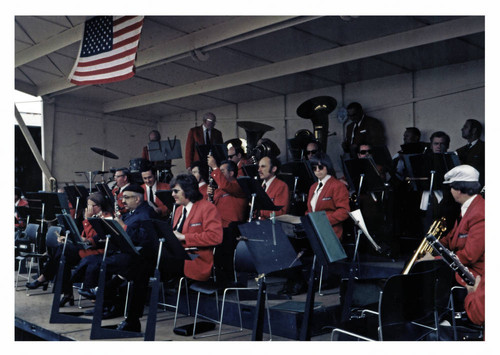 Municipal Band performs