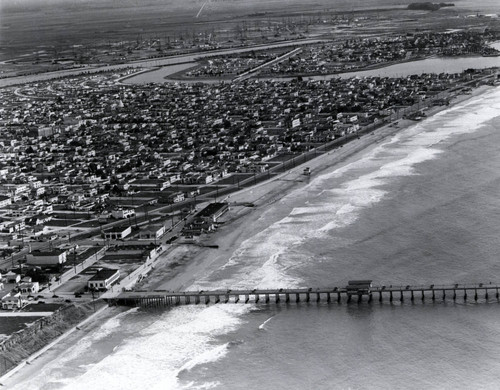 Aerial view of Belmont Shore, 1929