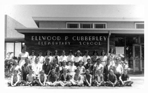 Cubberly School Sixth Grade class — Calisphere
