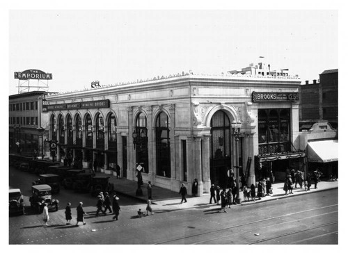 Brooks department store