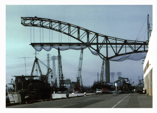 Desmond Bridge support arch