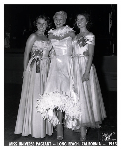 Judge Constance Moore with two contestants