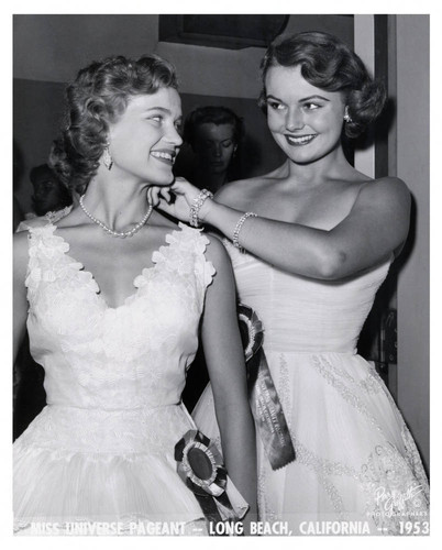 Myrna Hansen and Edith Krumme