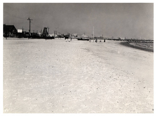 Tulare Beach, Terminal Island