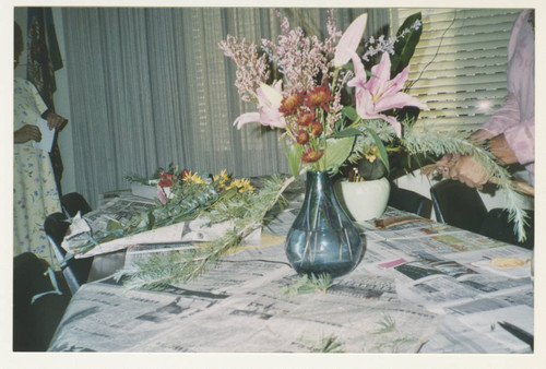 Flower arrangement program : Arrangement 1b — Calisphere