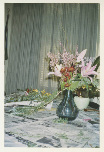 Flower arrangement program : Arrangement 1 — Calisphere