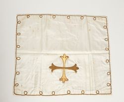 White chalice veil