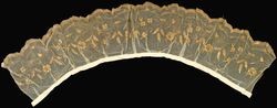 Antependium B with wide scalloped edges