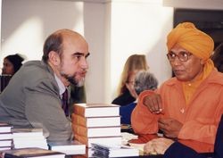 Professor Chris Chapple in conversation with Swami Agnivesh — Calisphere
