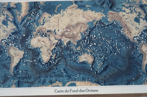 Carte du Fond des Oceans. 12 Years of Scientific Coring Operations. One of the major scientific endeavors managed by Scripps Institution of Oceanography has been the Deep Sea Drilling Project funded by the National Science Foundation. Coring operations started in 1968 with the ship Glomar Challenger. Since then, cores have been recovered from over 540 sites and made available for scientific investigations, both on-board ship and through repositories for the cores