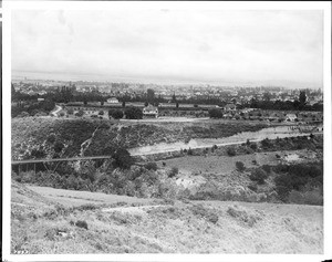 Panoramic view of Pasadena, showing the northern section from San Rafael Hill, ca.1898