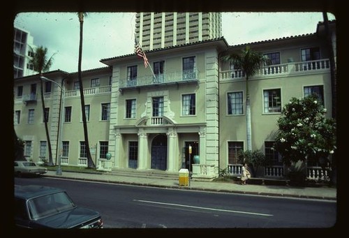YWCA Honolulu, Metropolitan Headquarters, exterior, front facade