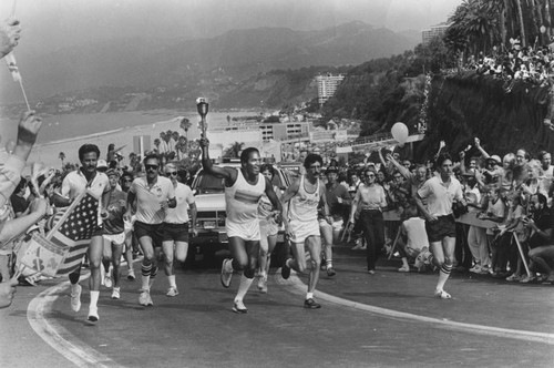 O.J. Simpson carries Olympic torch