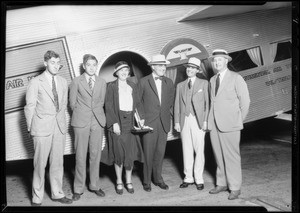 Arrival of Mr. Tew and party at Grand Central Airport, Glendale, CA, 1931