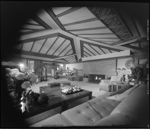 Coonley, Avery, residence. Interior