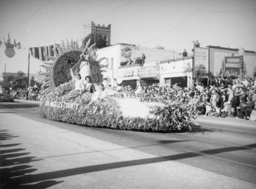 "Sun Festival America," 52nd Annual Tournament of Roses, 1941