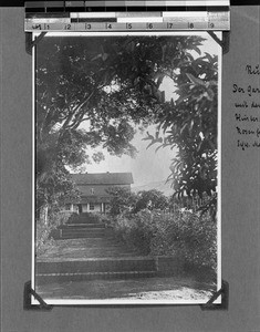 House and garden of the head of the church assembly, Rungwe, Tanzania, ca. 1909-1916