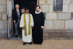 Fra gudstjeneste i Vamdrup Kirke. Pastor Morten Larsen og pastor Kamini Kanto Roy, BLC, Bangladesh. (På besøg i Danmark til Demokratikonferencen, 1995)