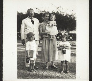 Easter 1939, Tellicherry, G. Lübke and family