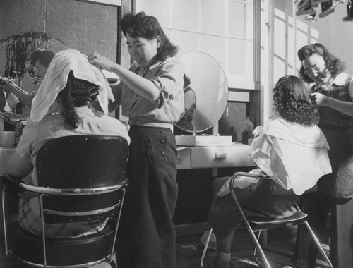 [Cooperative beauty salon at Granada incarceration camp]
