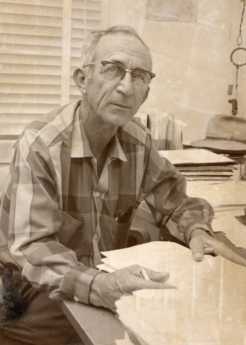 Portrait of Dr. Glen Spurlock