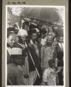 Kadri rajah on his procession into the temple