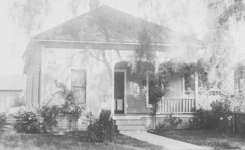 House on South Orange Street, Orange, California, ca. 1908
