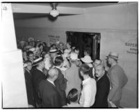 Crowd gathered outside the trial of Albert Dyer, confessed murderer of three Inglewood girls, Los Angeles, August 1937