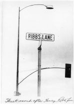 Ribbs Lane street sign