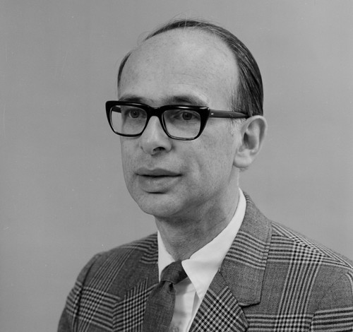 Portrait of Alan M. Schneider who is a scientist at the Jacobs Schools of Engineering at the University of California, San Diego. April 8, 1971