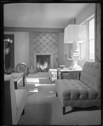 [Trousdale] Model house. Living room