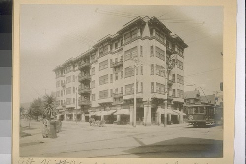 Alta Vista Apartments, Berkeley, California