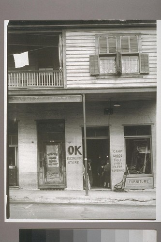 Second hand store. Sonora. 1940