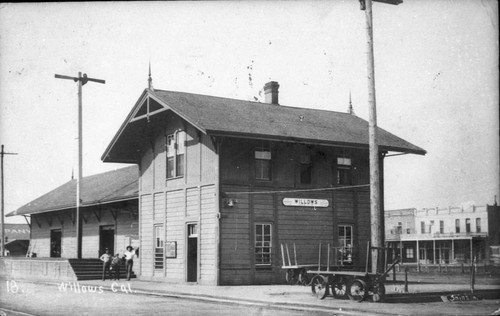 Willows Railroad Station