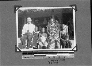 Assistant Alinane with his family, Msangano, Tanzania, 1928