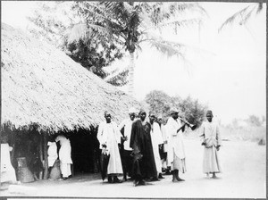Chief of Ndungu with retinue, Tanzania, 1927