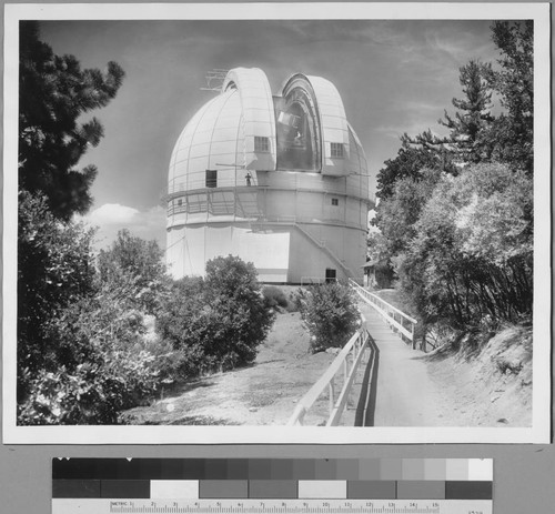 Observatory dome of the Hooker 100-inch telescope, Mount Wilson Observatory