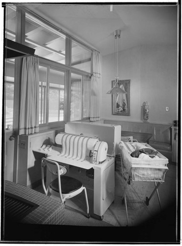 Pace Setter House of 1953 [Hoefer residence]. Ironer in breakfast area