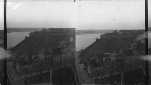The Citadel with St. Lawrence River looking west from 14th story of Chateau Frontenac, just under construction, Canada