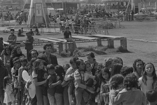 A crowd at Tunjuelito's Christmas festivities, Tunjuelito, Colombia, 1977