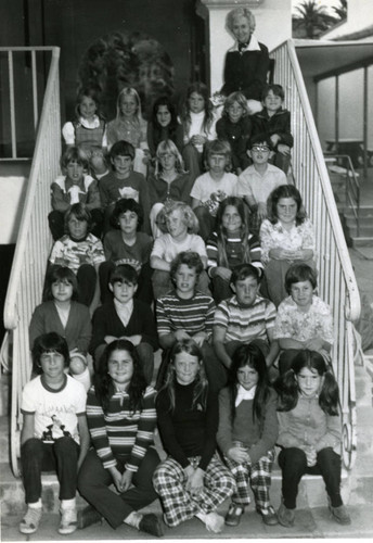 Avalon Schools, Mrs. Raether's fourth grade class, 1975-1976, Avalon, California (front)