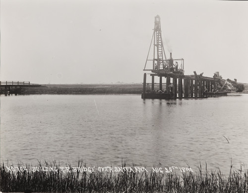 B.F. Conaway photograph of building railroad bridge over Santa Ana River